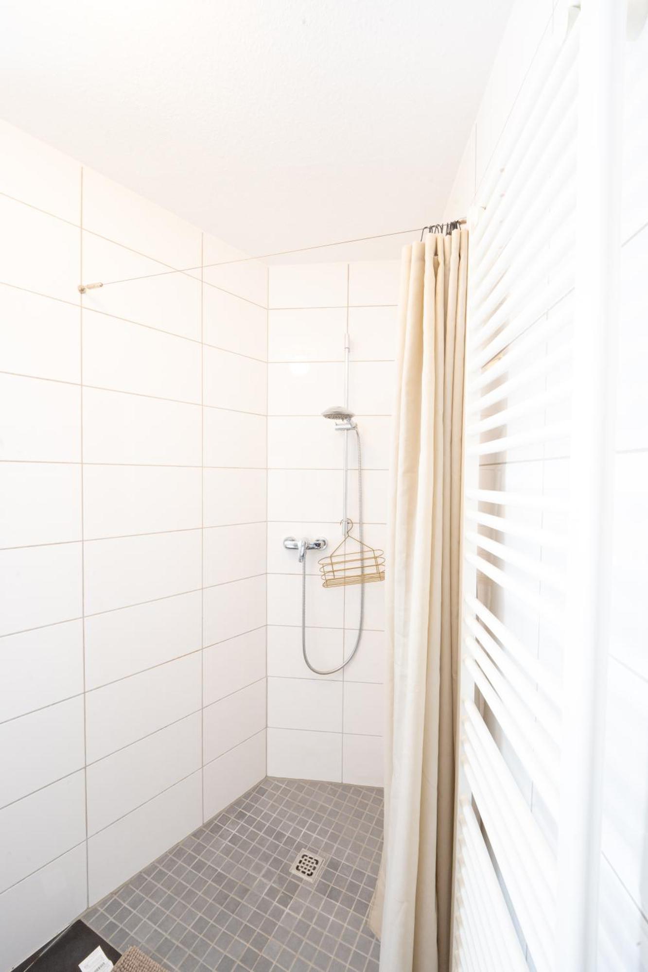 -Super Zentrales Zimmer- Direkt An Der Lutter! บีเลอเฟล์ด ภายนอก รูปภาพ